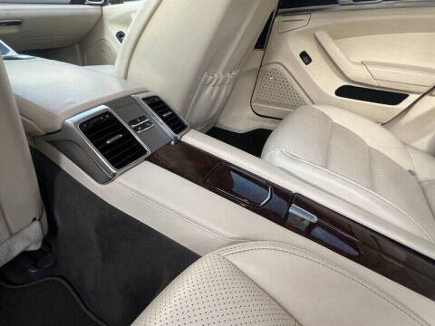 2014 Porsche Panamera