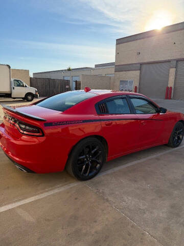 2019 Dodge Charger SXT