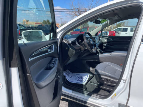 2020 Buick Enclave Essence
