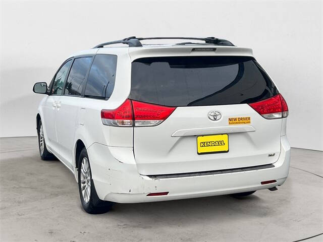 2011 Toyota Sienna