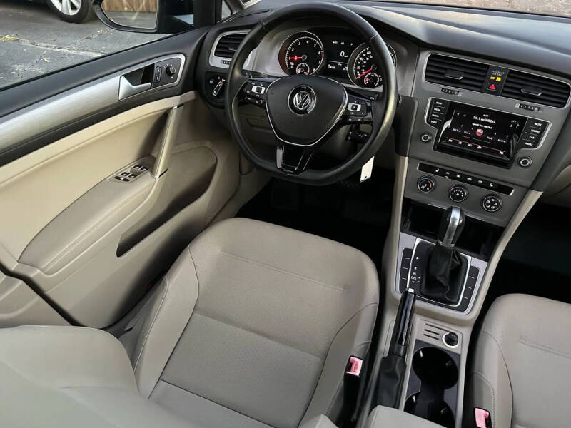 2015 Volkswagen Golf