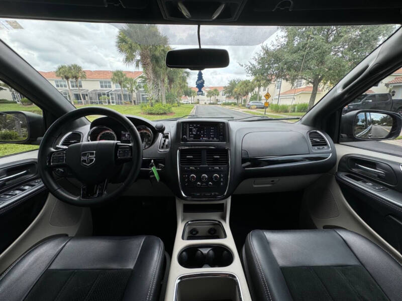 2017 Dodge Grand Caravan SXT