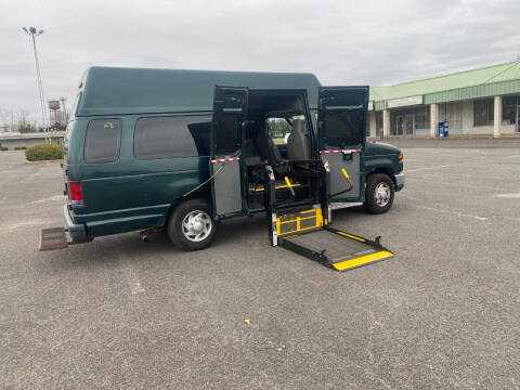 2009 Ford E-Series E-250