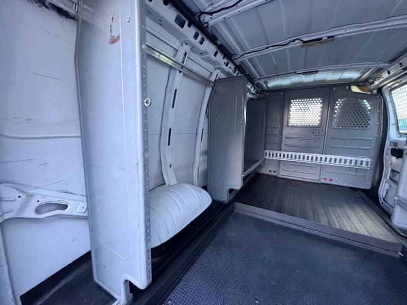 2015 Chevrolet Express 2500