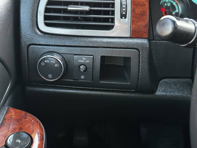 2011 Chevrolet Avalanche LT