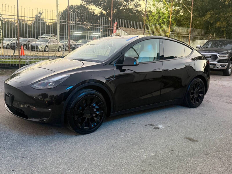2023 Tesla Model Y Long Range