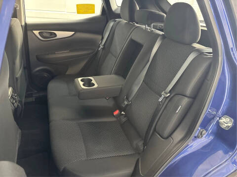 2022 Nissan Rogue Sport S