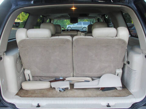 2004 Cadillac Escalade
