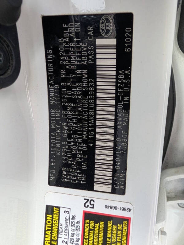 2020 Toyota Camry SE