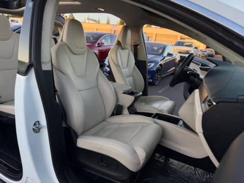 2017 Tesla Model X