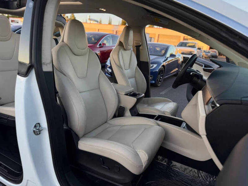 2017 Tesla Model X