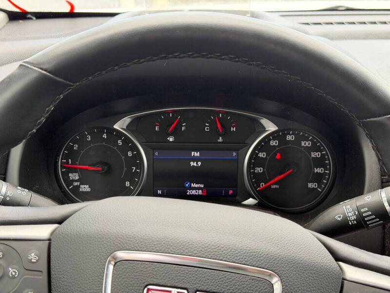 2023 GMC Terrain SLT