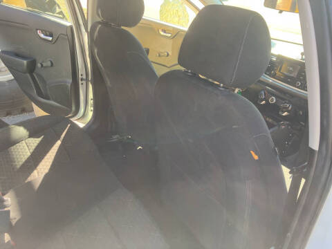 2018 Kia Rio 5-Door LX