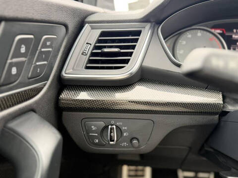 2018 Audi SQ5 3.0T quattro Premium Plus