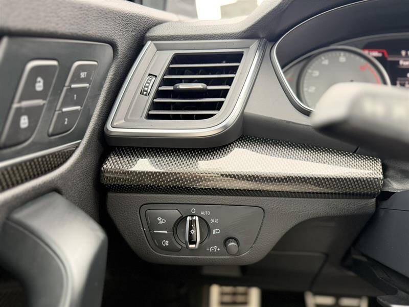 2018 Audi SQ5 3.0T quattro Premium Plus