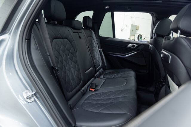 2025 BMW X5 xDrive50e