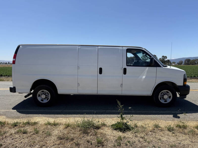 2018 Chevrolet Express 2500