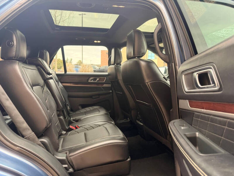 2019 Ford Explorer Platinum