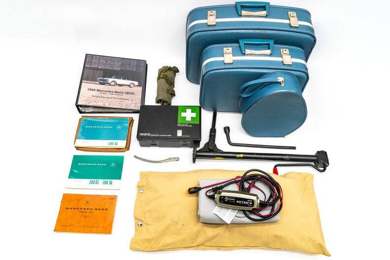 1969 Mercedes-Benz 280-Class