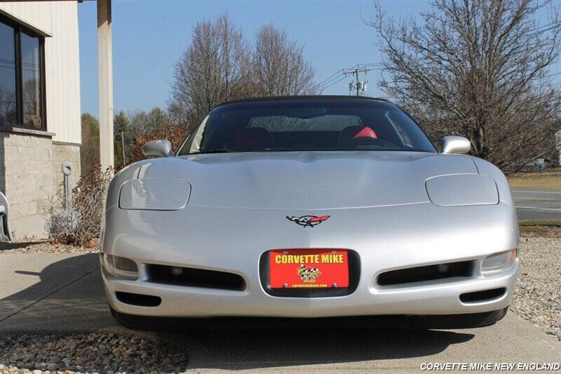 2001 Chevrolet Corvette 18