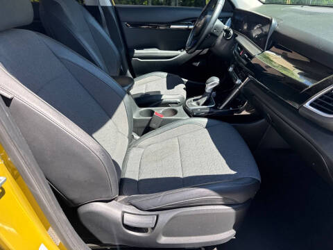 2024 Kia Seltos S