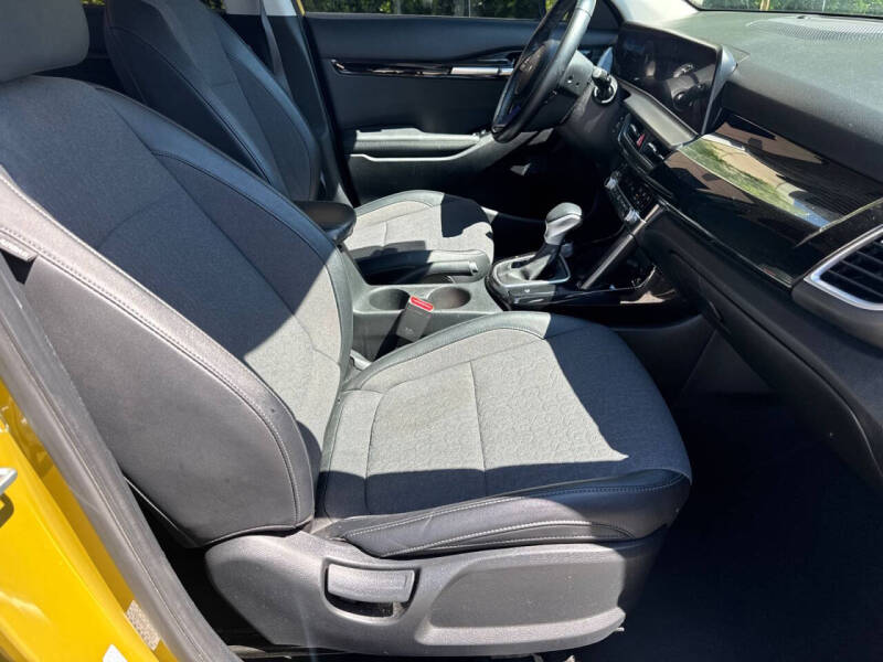 2024 Kia Seltos S