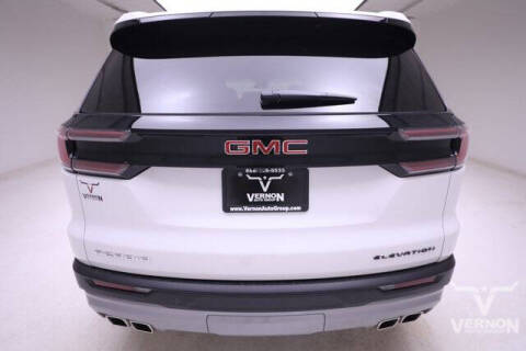 2025 GMC Acadia Elevation