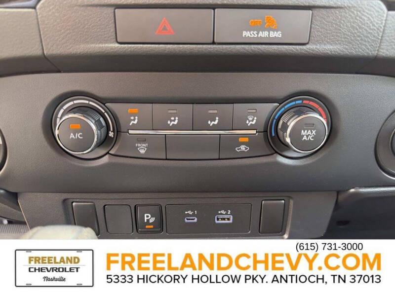 2022 Nissan Frontier S