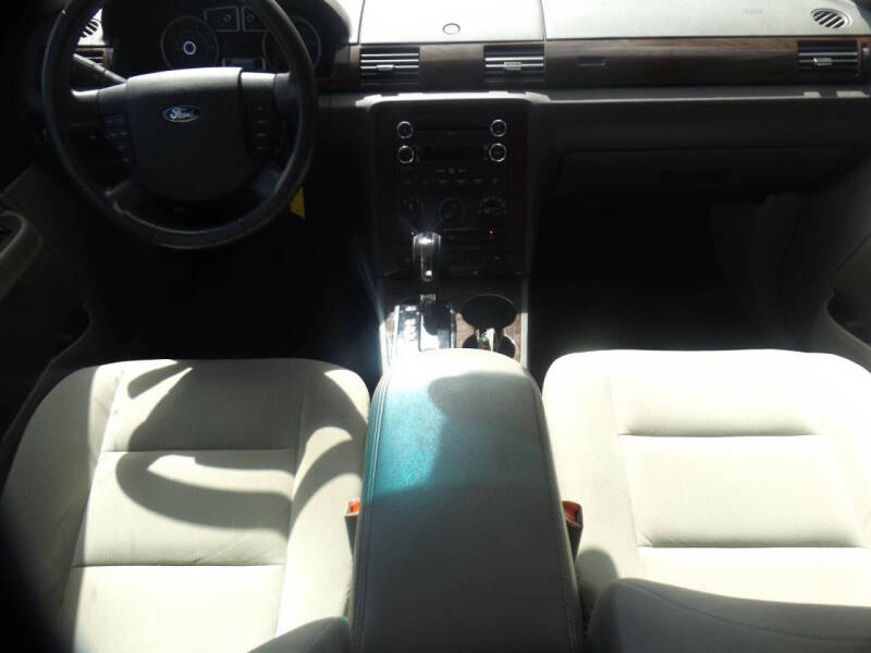 2008 Ford Taurus SEL