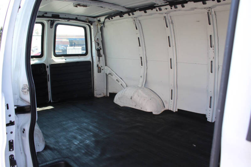 2013 GMC Savana 2500