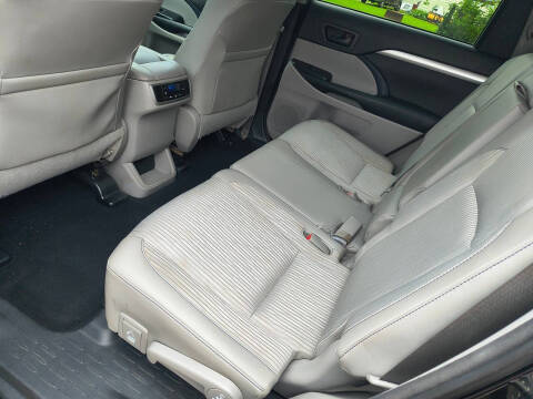 2015 Toyota Highlander LE Plus