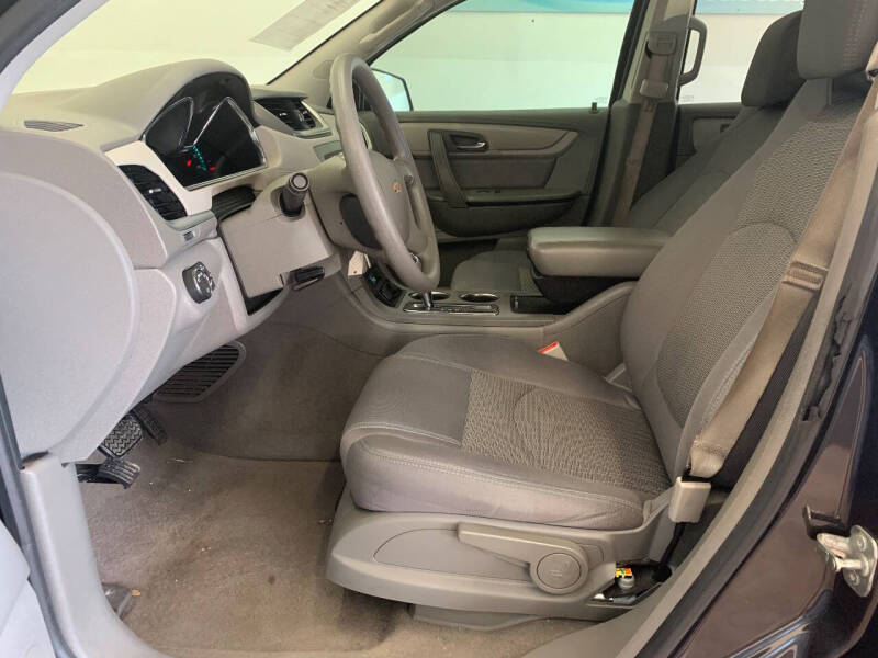 2017 Chevrolet Traverse LS