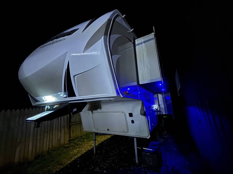 2017 Grand Design Reflection  323BHS