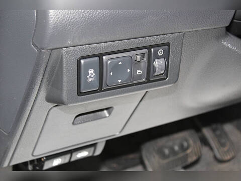 2012 Nissan Versa 1.8 S