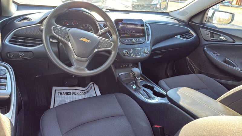 2024 Chevrolet Malibu LT