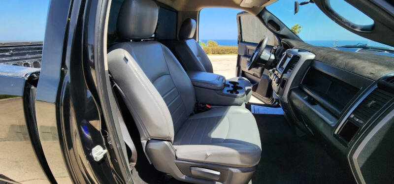 2012 RAM 1500 ST