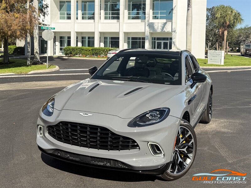 2021 Aston Martin DBX