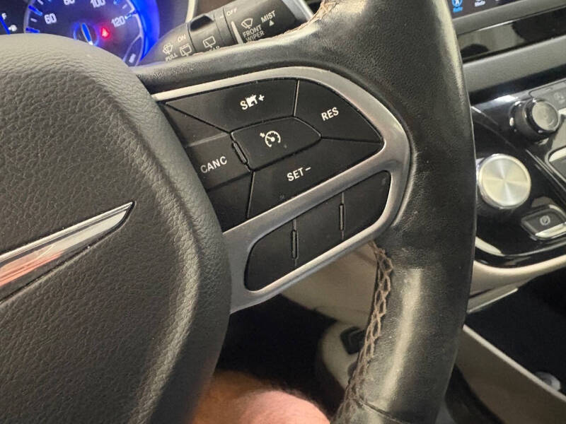 2019 Chrysler Pacifica Touring L