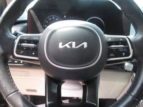 2023 Kia Carnival
