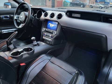 2017 Ford Mustang EcoBoost Premium