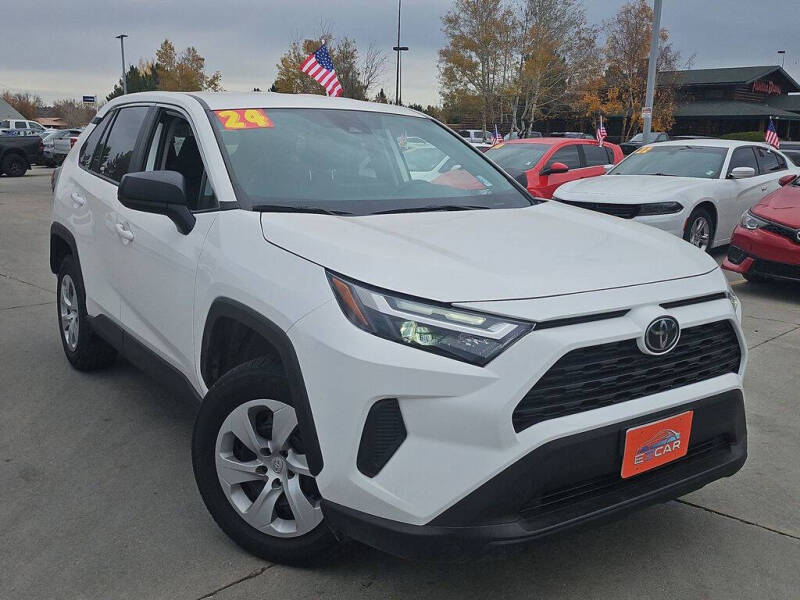 2024 Toyota RAV4 LE