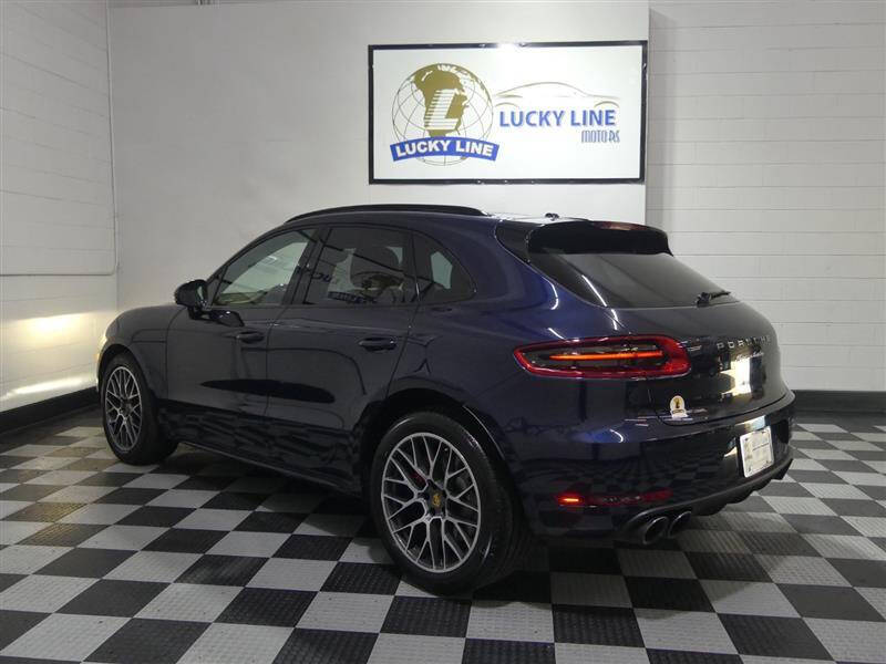 2017 Porsche Macan