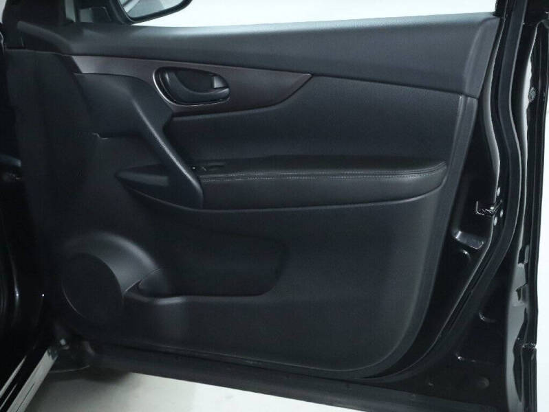 2022 Nissan Rogue Sport S