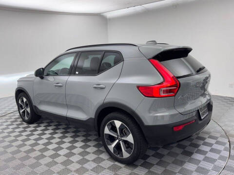 2024 Volvo XC40