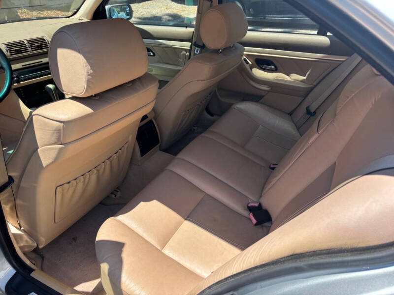 2000 BMW 5 Series 528i
