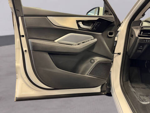 2025 Acura MDX w/Tech