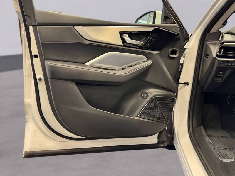 2025 Acura MDX w/Tech