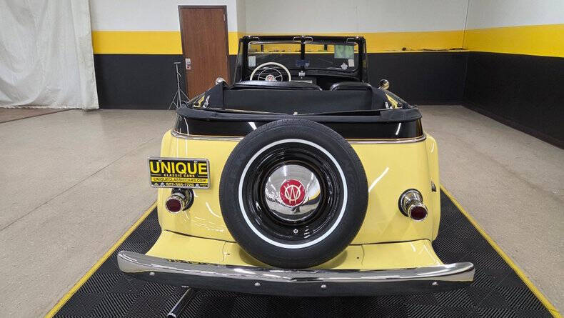 1949 Willys Jeepster