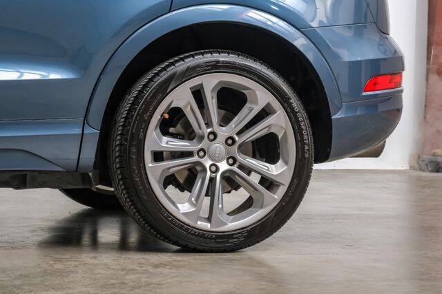 2017 Audi Q3 2.0T quattro Premium Plus