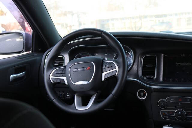 2017 Dodge Charger SXT